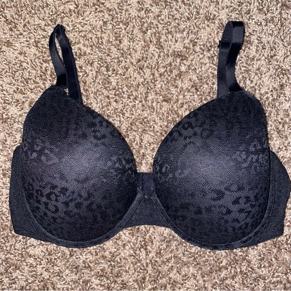 EUC Victoria’s Secret PINK Black Leopard Print Wear Everywhere Push Up Bra